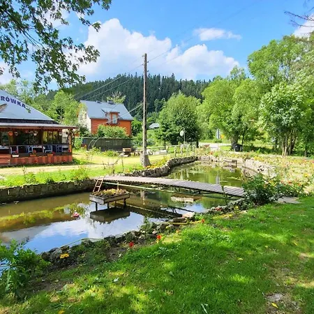 Luxusní stan Altana Letnia Nr4 - Herbergerowka Na Wsi